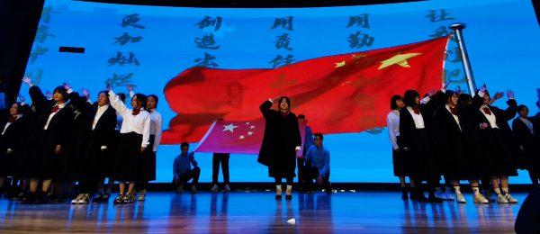 1979年对越反击战,张万年的发明让越南人有来无回,立下赫赫战功